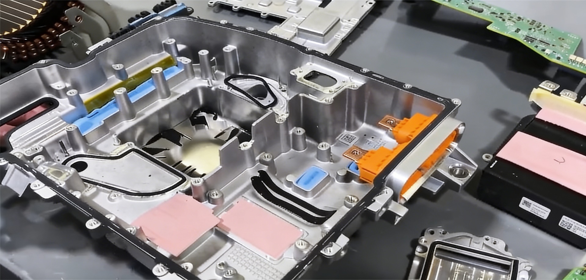 Thermal management inside EMS modules