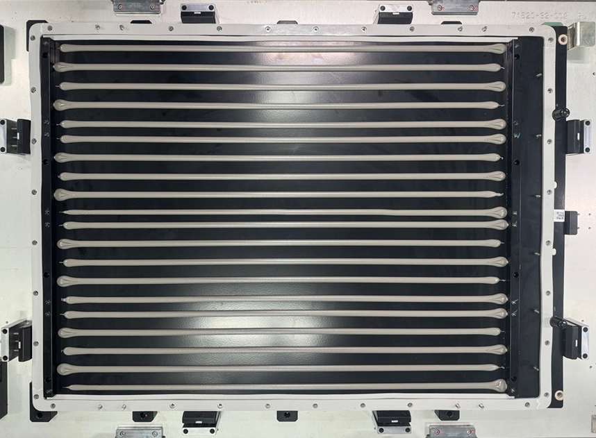 Bonding between cells and liquid cooling plates